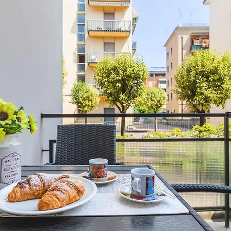 Ad Maiora Apartamento